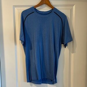 Men's Medium Lululemon Metal Vent Tech Tee